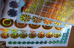 激光防偽標(biāo)簽是怎么制作出來的呢？